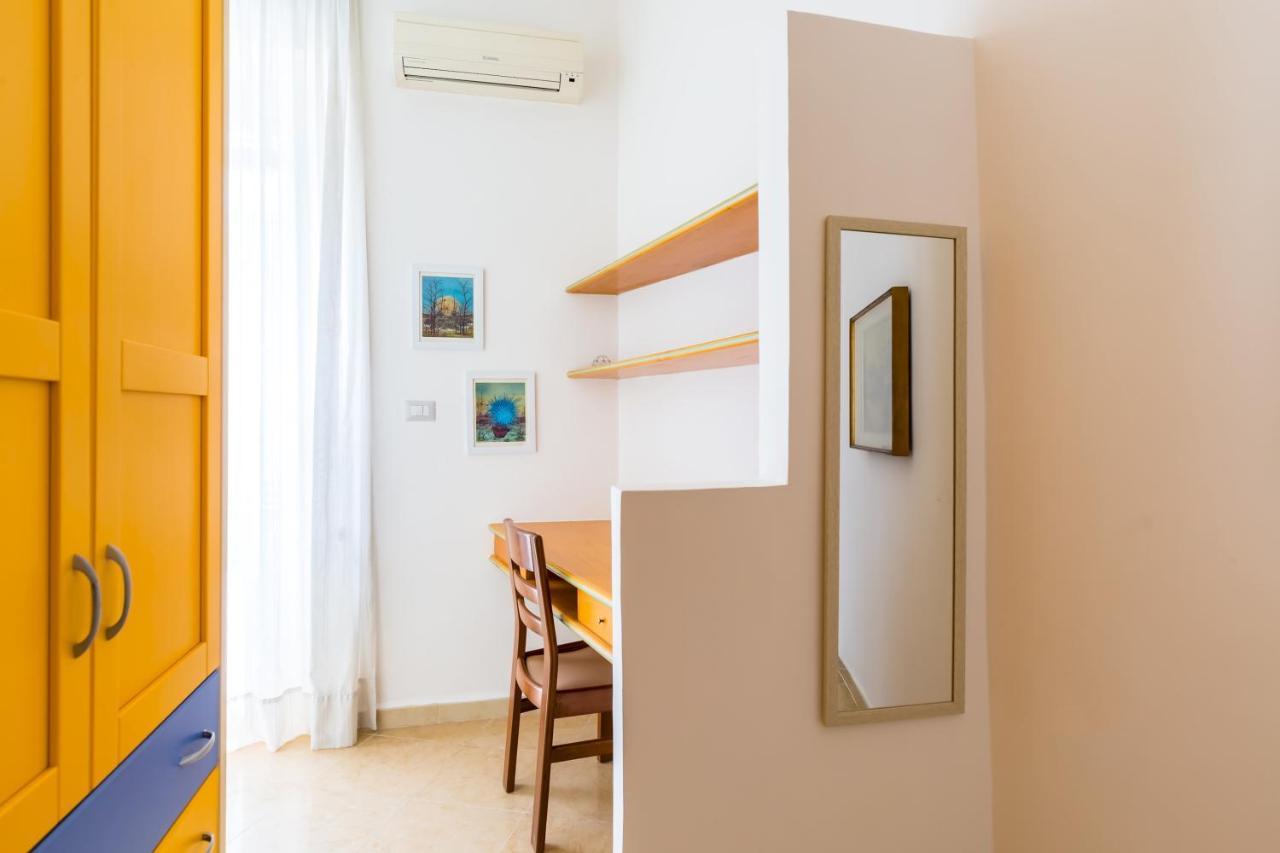 Rione Emanuele III - 4 Bedroom Apartment Νάπολη Εξωτερικό φωτογραφία