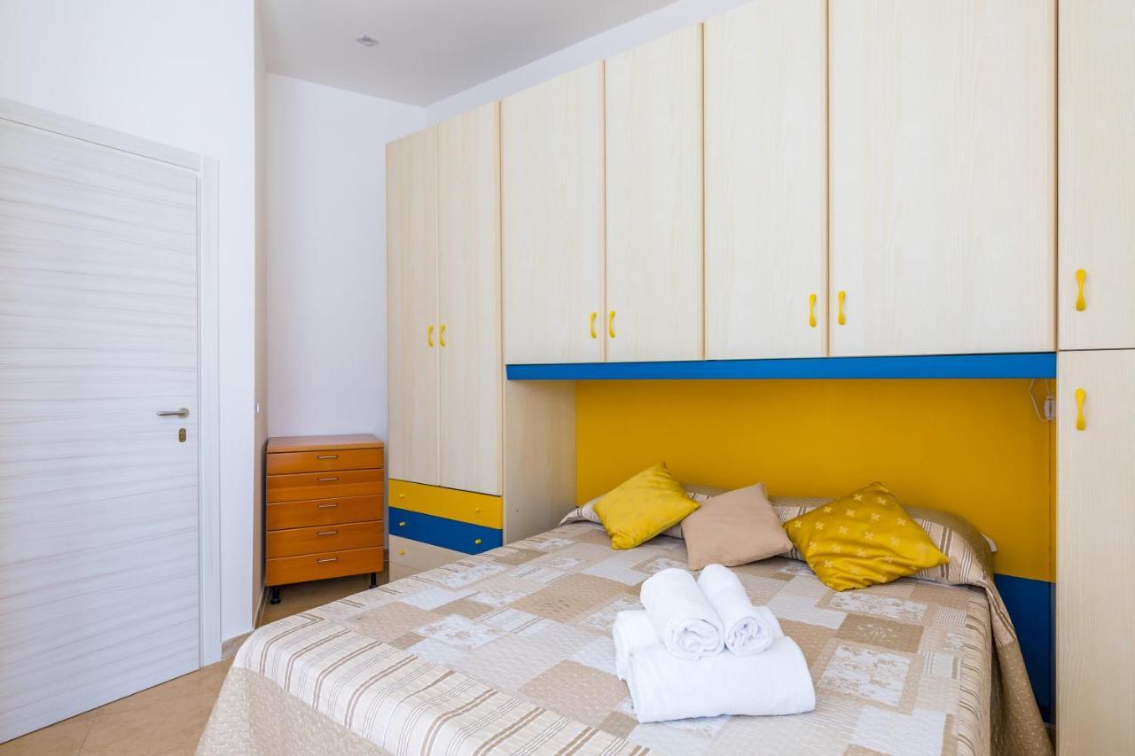 Rione Emanuele III - 4 Bedroom Apartment Νάπολη Εξωτερικό φωτογραφία