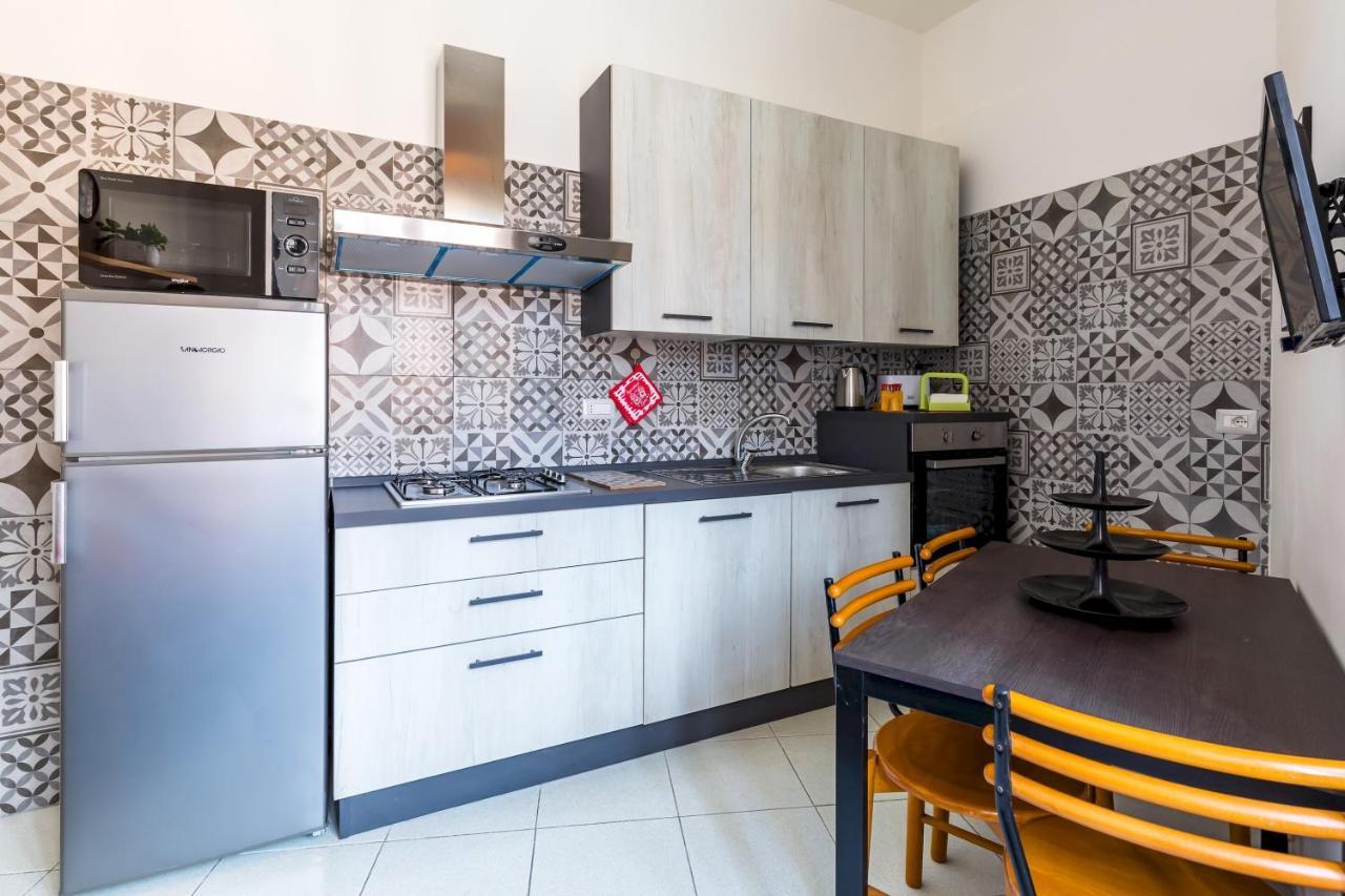 Rione Emanuele III - 4 Bedroom Apartment Νάπολη Εξωτερικό φωτογραφία