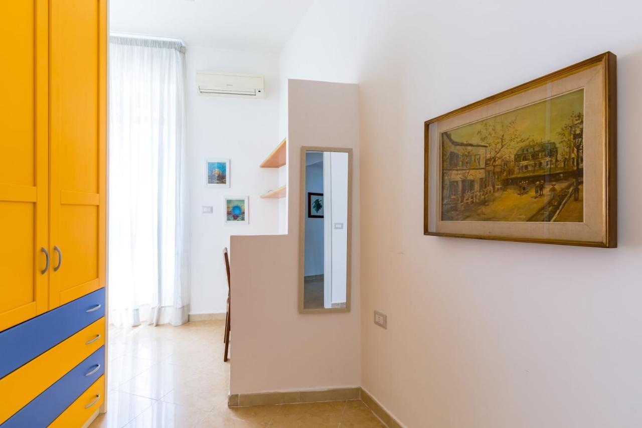 Rione Emanuele III - 4 Bedroom Apartment Νάπολη Εξωτερικό φωτογραφία